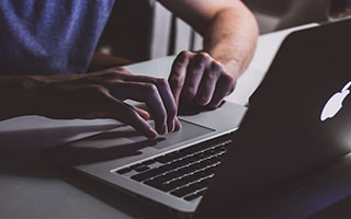 揪心！6000万砸向阿根廷铁卫，曼联后防能否迎来绝地翻盘？